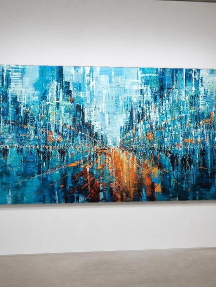 Blauwe Metropool in Regen, Steden & Skylines schilderij aan de muur in interieur