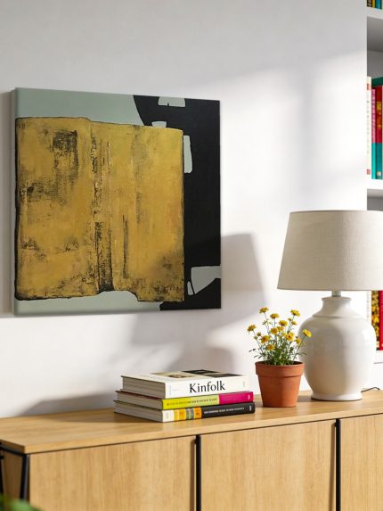 Gouden Vlak in Contrast, Abstract & Modern schilderij aan de muur in interieur