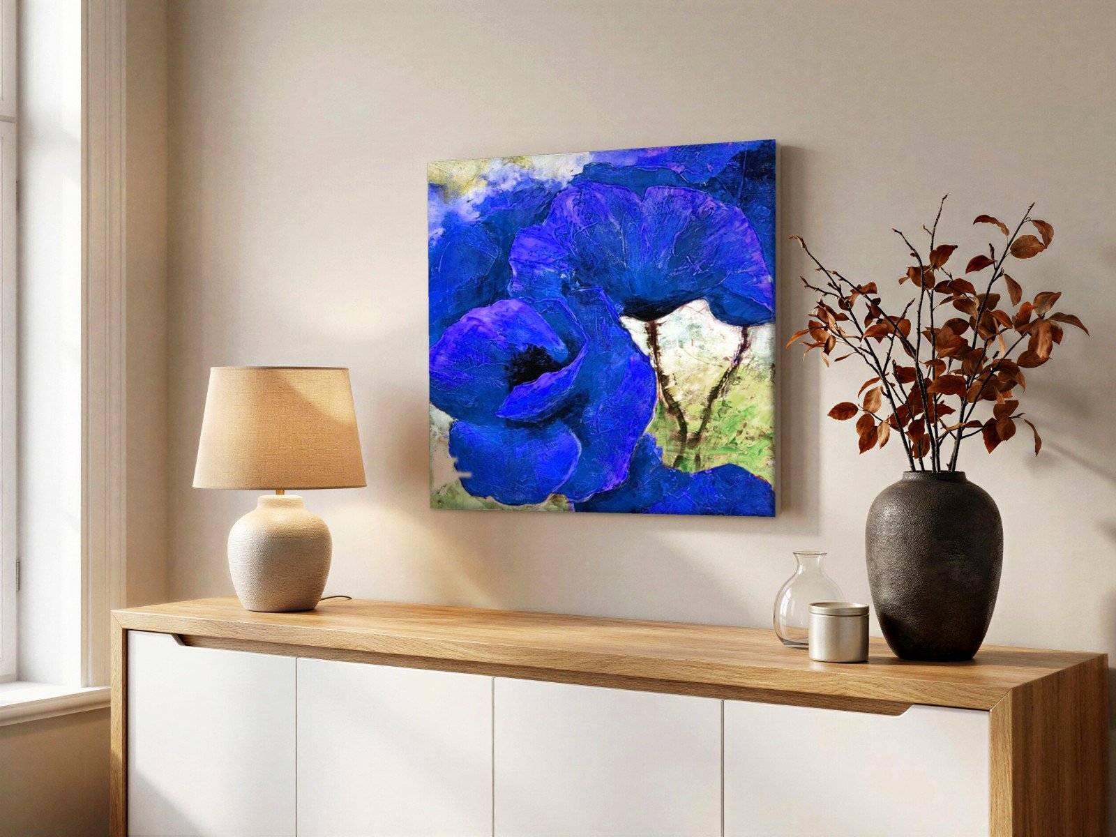 Kobaltblauwe Klaprozen, Bloemen & Stilleven schilderij aan de muur in interieur