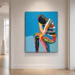 Peinzende Figuur in Kleurbanen, Mensen & Portretten schilderij aan de muur in interieur