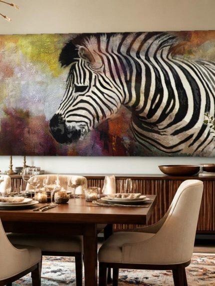 Zebra in warme kleurwolk, Dieren schilderij aan de muur in interieur