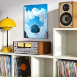 Zwevende Boom boven de Stad, Natuur & Landschap schilderij aan de muur in interieur