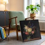 Weelderig Boeket in Klassieke Vaas, Bloemen & Stilleven schilderij aan de muur in interieur
