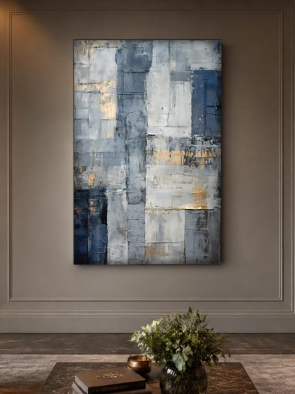 Verweerde Vlakken in Blauw, Abstract & Modern schilderij aan de muur in interieur