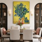 Irissen in aardewerken vaas (naar Van Gogh), Bloemen & Stilleven schilderij aan de muur in interieur