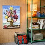 Bloemenboeket in Glazen Vaas (naar Bosschaert), Bloemen & Stilleven schilderij aan de muur in interieur