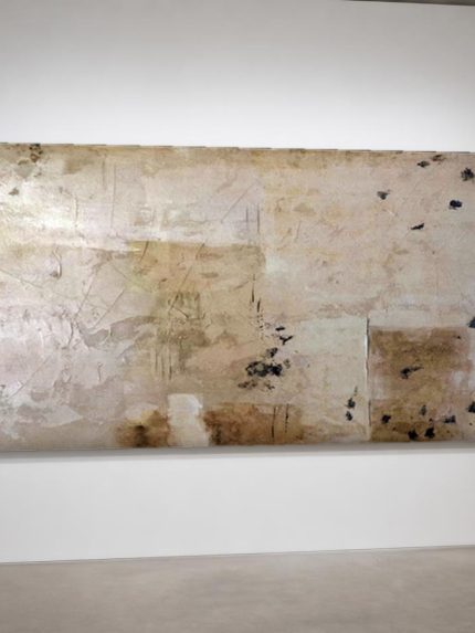 Goudsteen Reliëf, Abstract & Modern schilderij aan de muur in interieur